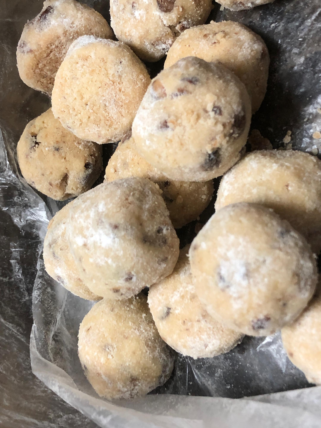 小嶋流美的山核桃雪球饼