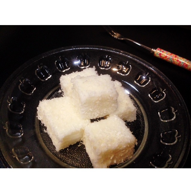 完胜85度C牛奶椰丝小方