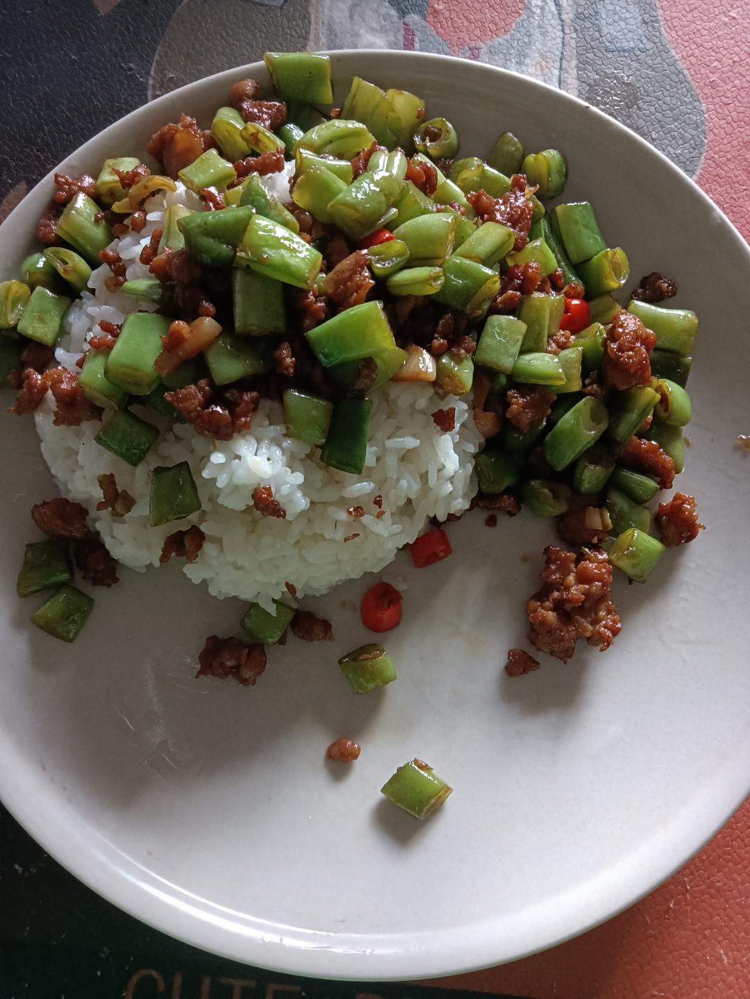 肉沫豆角下饭菜