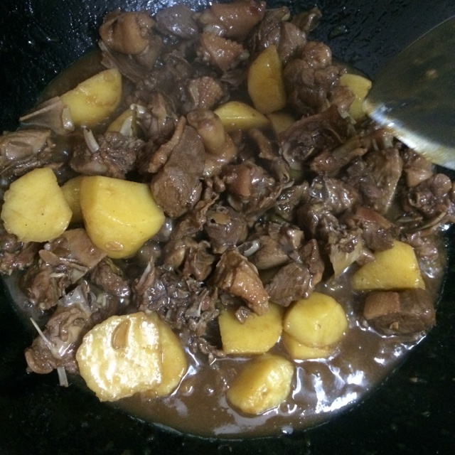 酱焖鸭