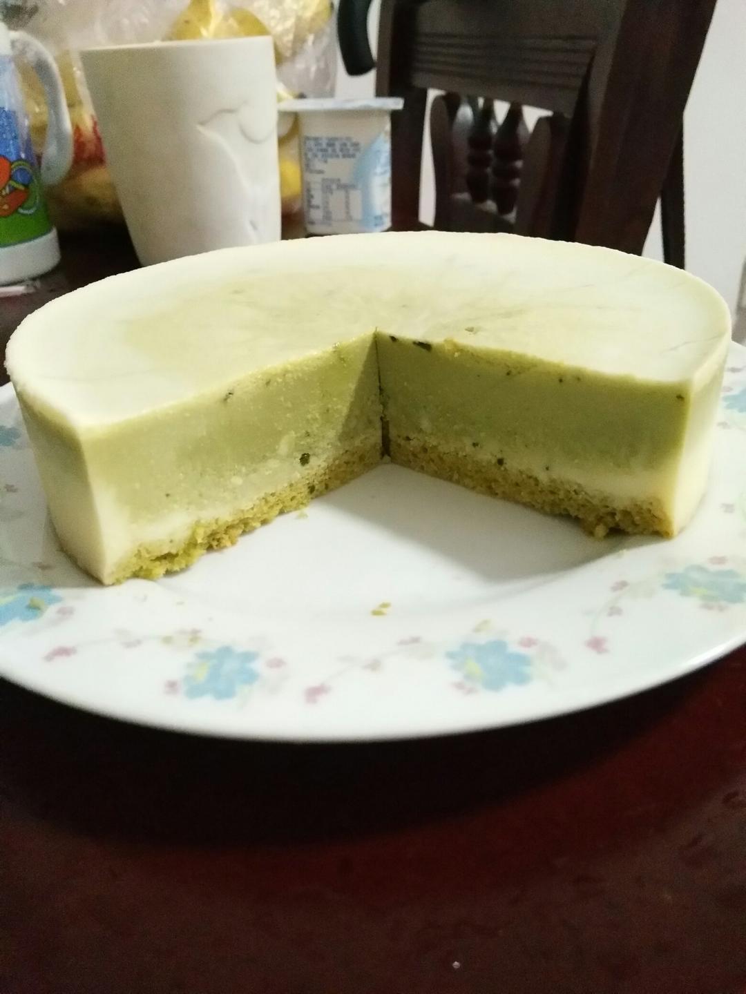 渐变抹茶慕斯蛋糕：我Amanda带着既美又作的抹茶甜点又来了！【曼食慢语】