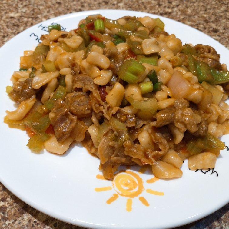 新疆丁丁炒面