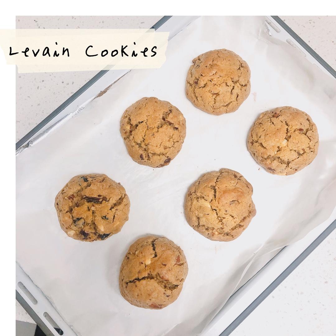 纽约客疯狂追捧的Levain Bakery经典核桃巧克力曲奇