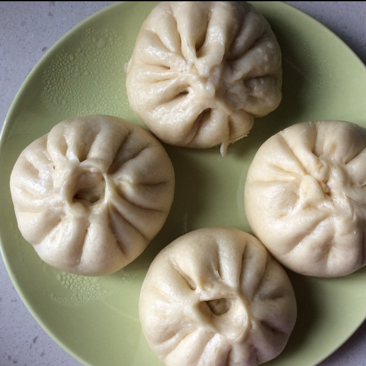 肉包子,杠杠的