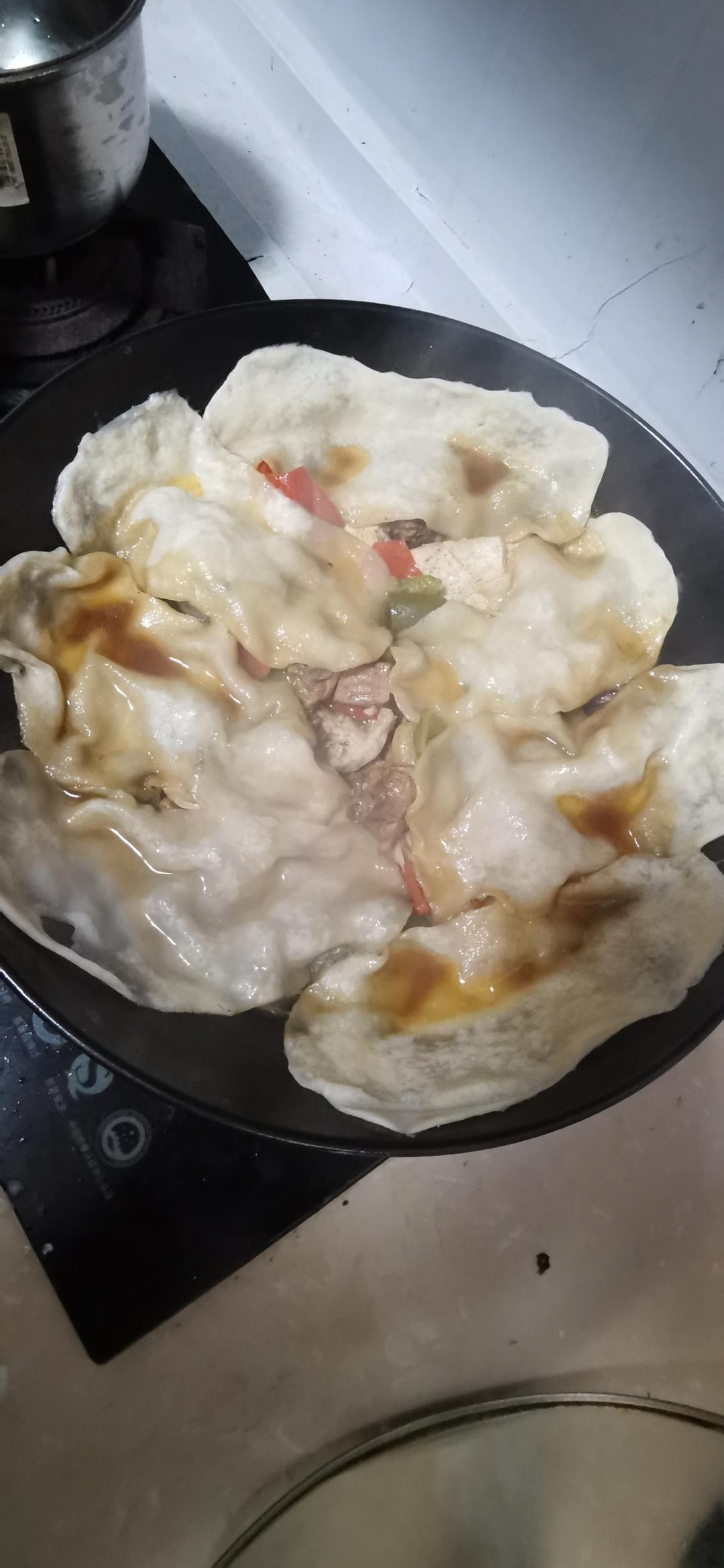 地锅鸡贴饼子