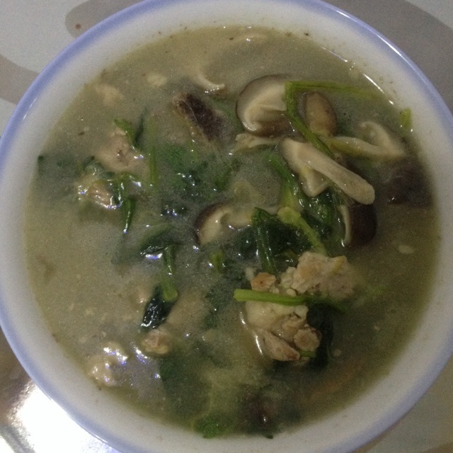 香菇炖大骨