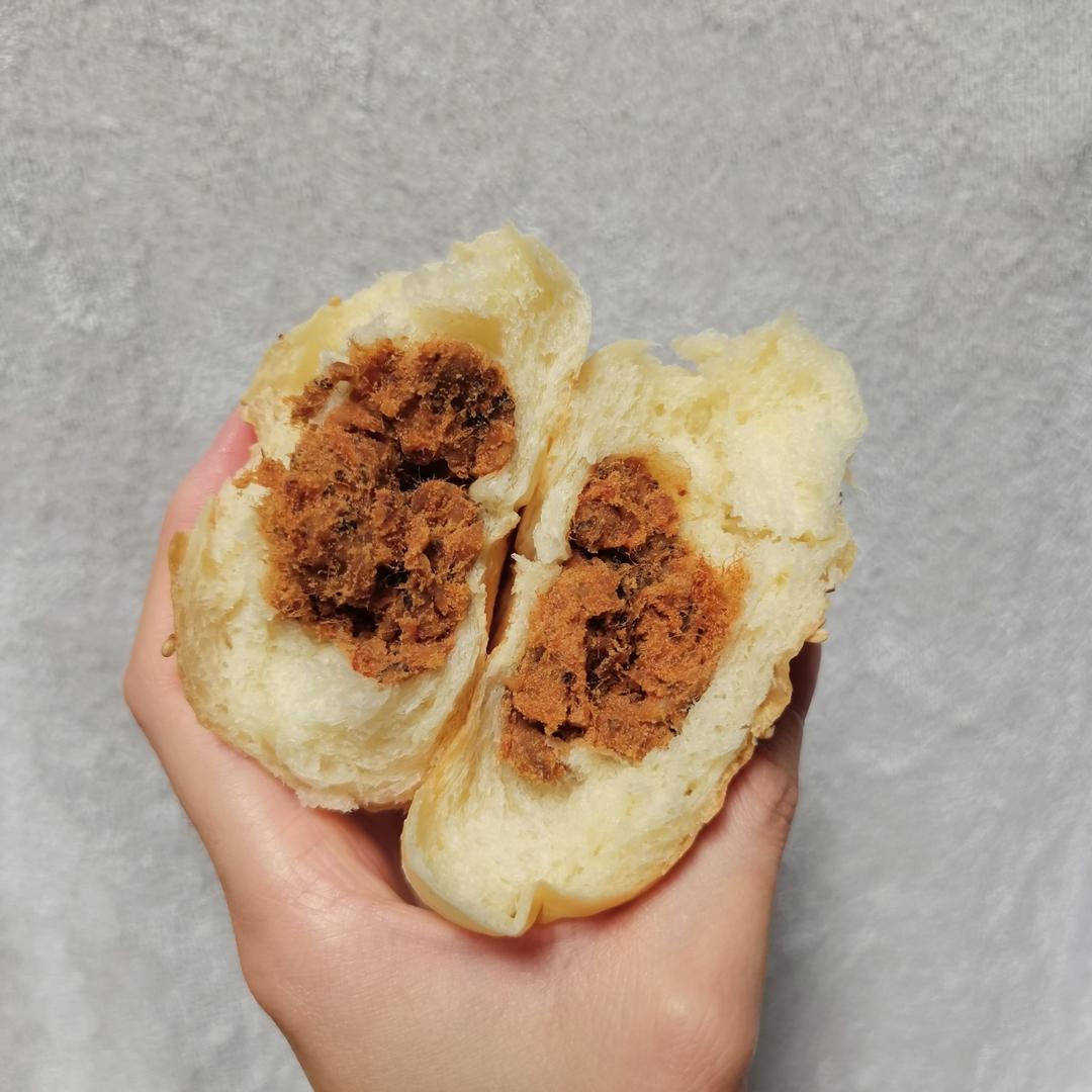 小米香菇肉松餐包