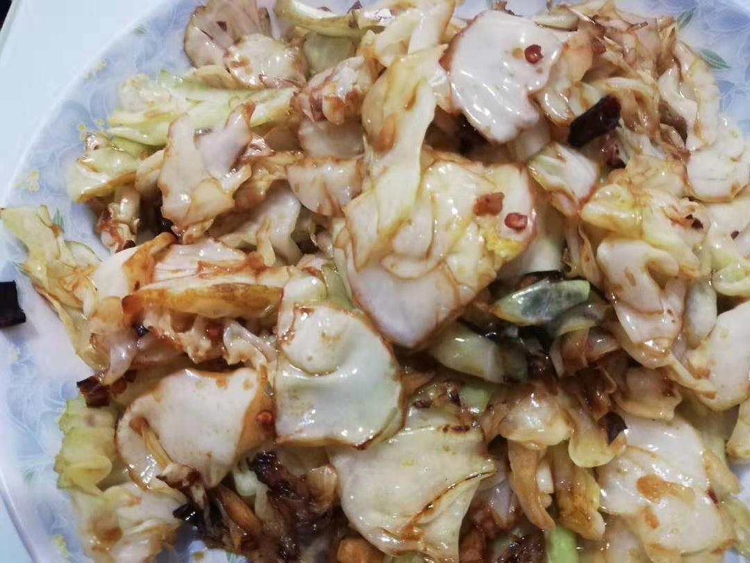 厨师长教你：“炒牛心包菜”的做法，技术总结很到位，先收藏起来