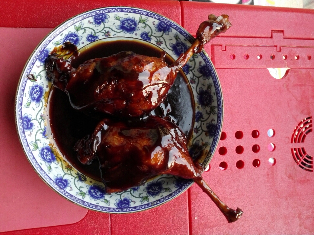 上海老味道酱鸭腿的做法