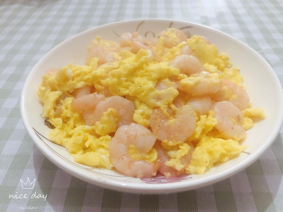 鲜香嫩滑的 虾仁滑蛋