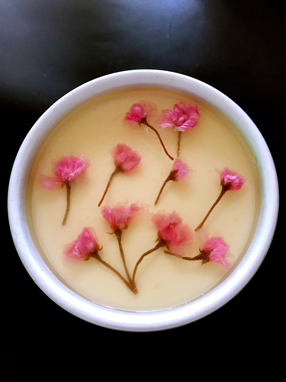 樱花彩虹慕斯蛋糕