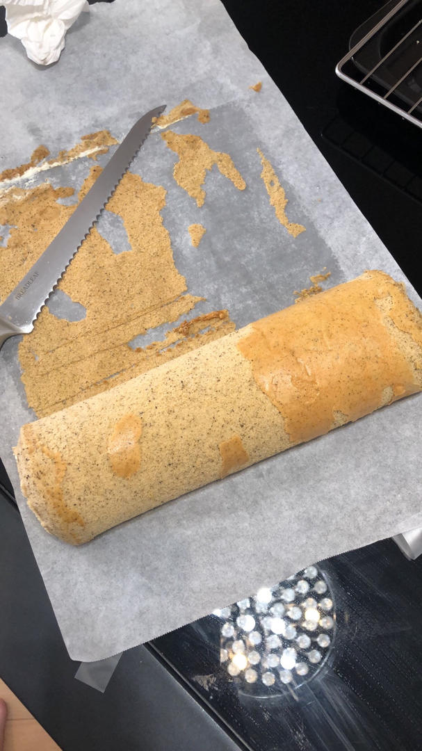 蛋糕卷这样做‼️不掉皮不开裂（小视频食谱）