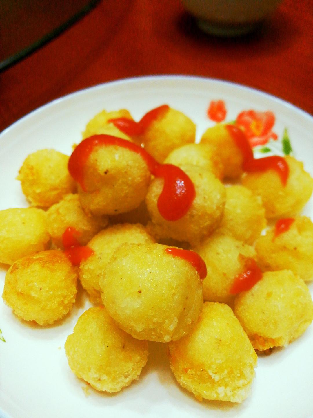 须须昂做的炸土豆丸子