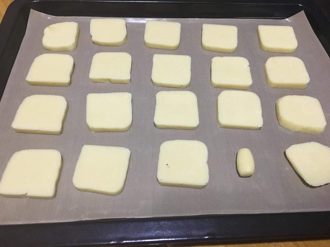 极简风炼奶小饼干