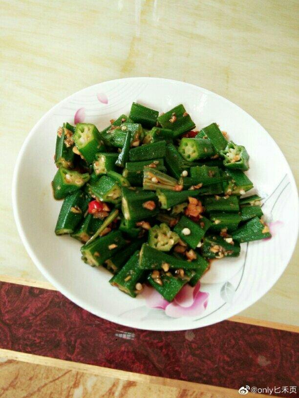 秋葵最好吃的做法，蒜香秋葵