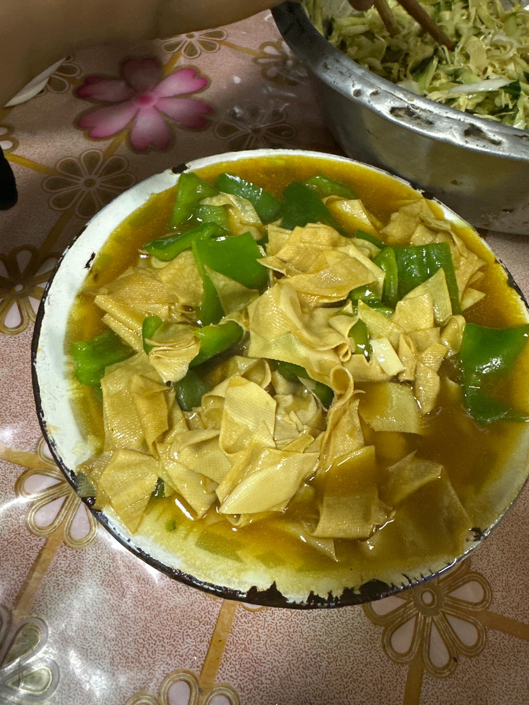 不用厨艺的尖椒干豆腐