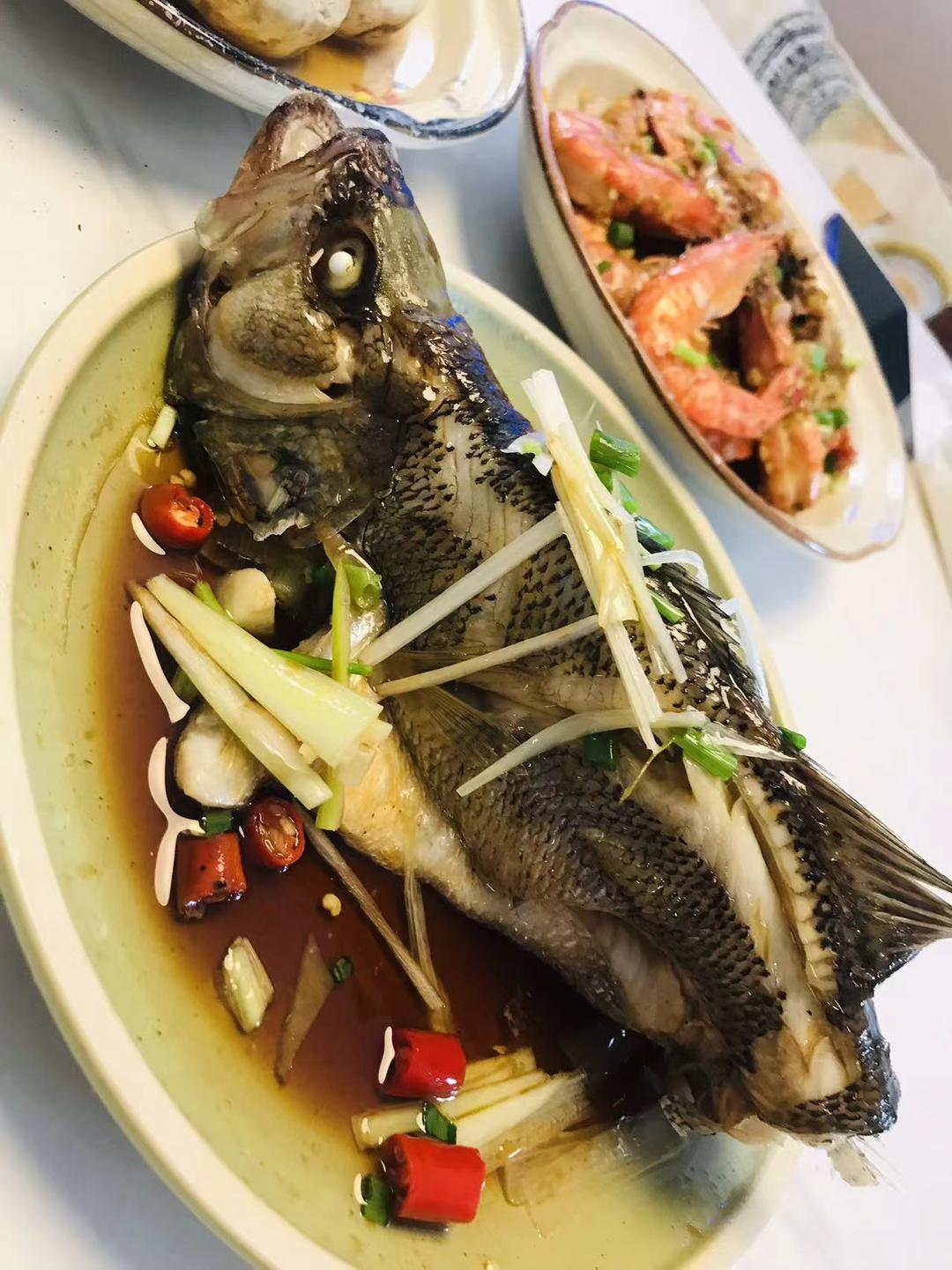 清蒸鲈鱼
