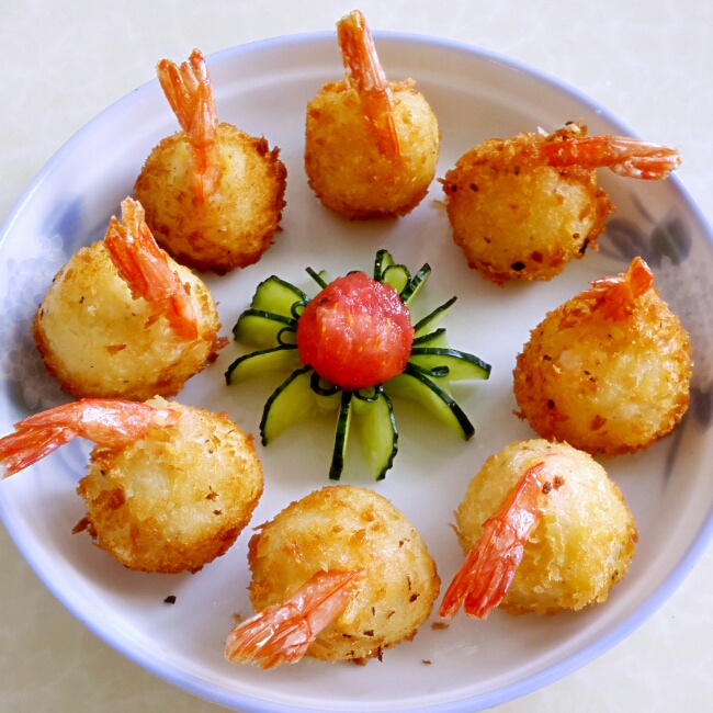 の嗳哆哆做的土豆泥鲜虾球