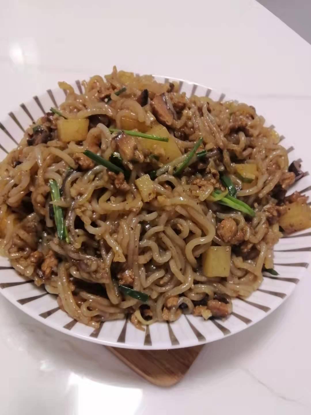 肉末粉丝煲「miu的食光记」