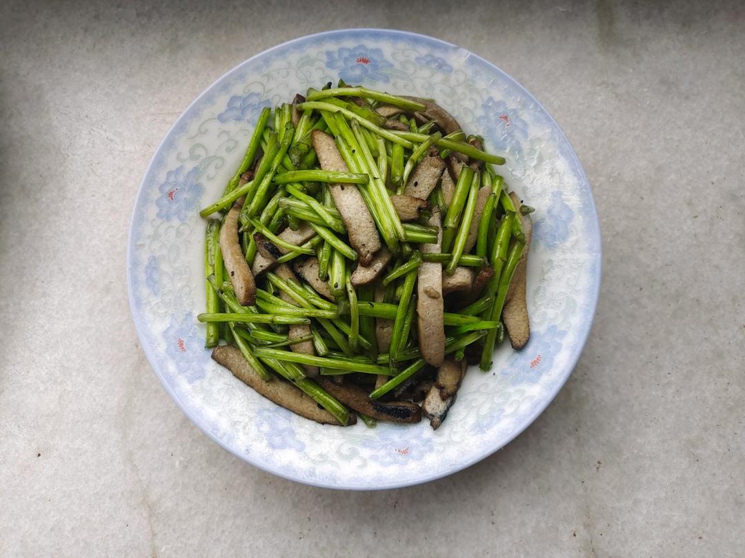 芦蒿炒臭干