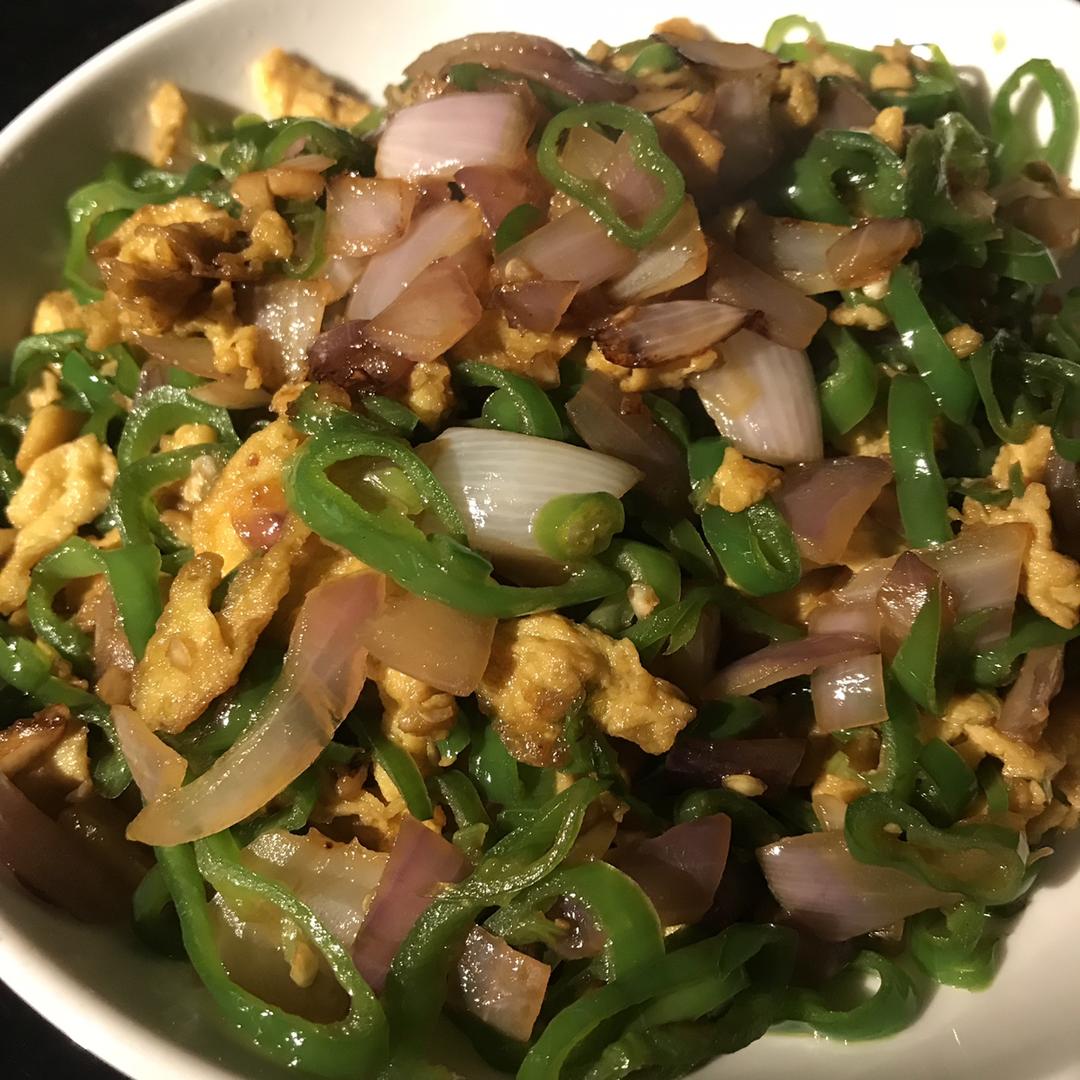 厨师长教你：“青椒炒鸡蛋”的家常做法 ,非常下饭