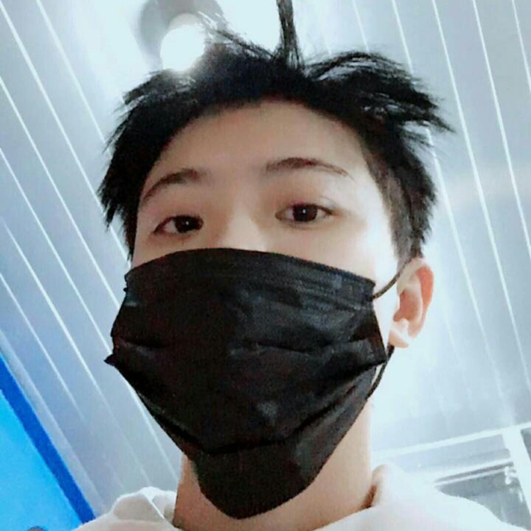 苔苔以苔以苔苔丶