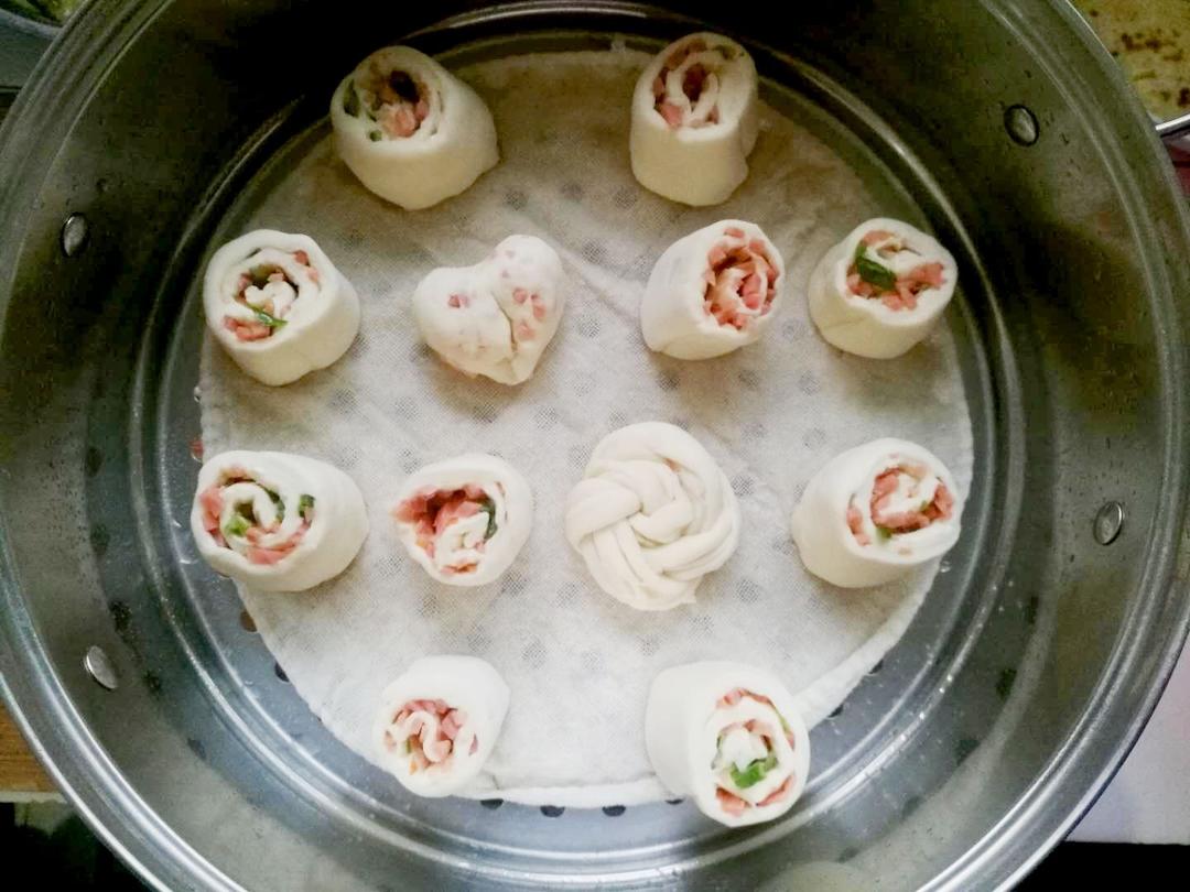 香辣培根小花卷的做法