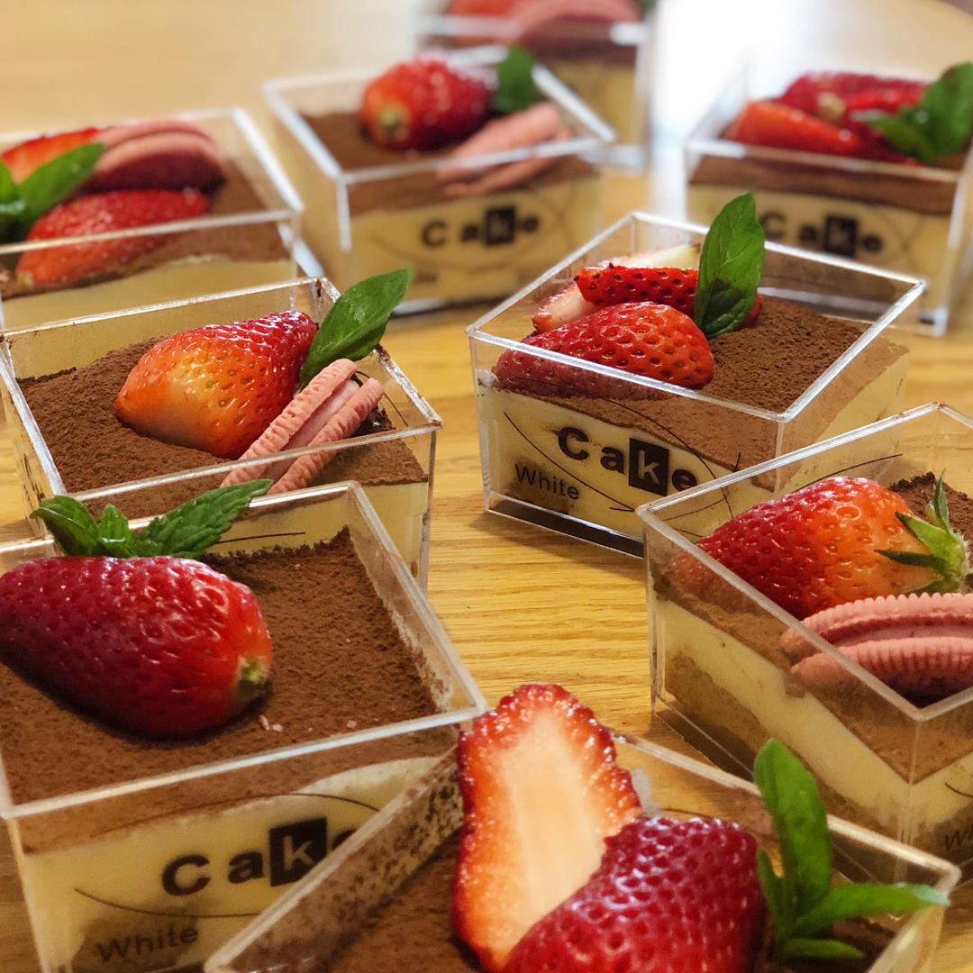 在欧洲学会的经典版提拉米苏