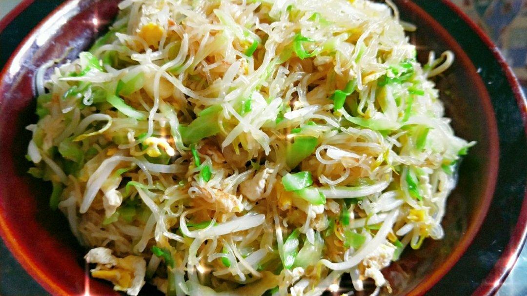 卷心菜炒粉丝 Glass noodles with Cabbage