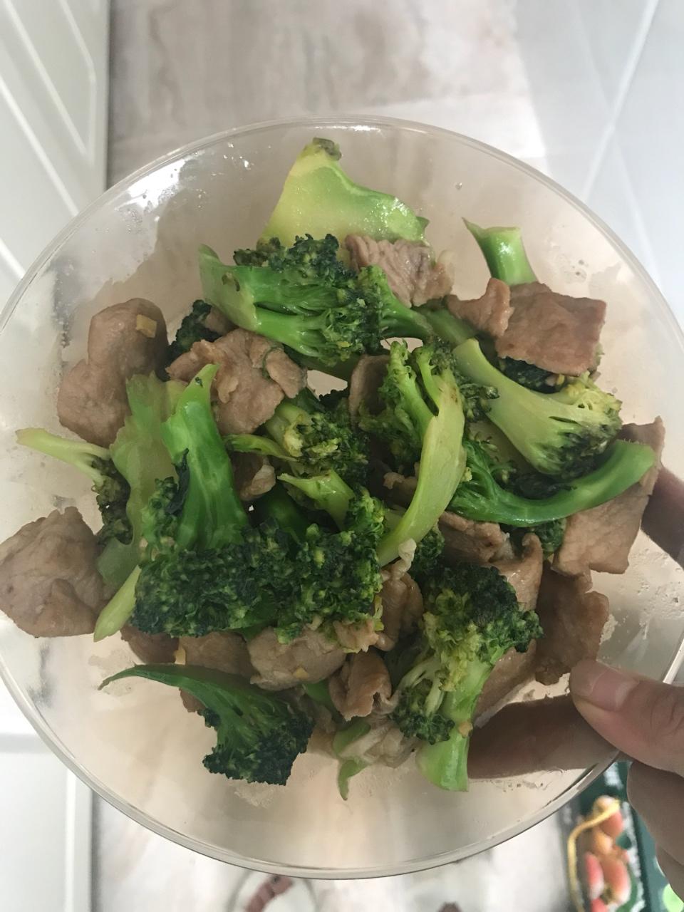 西兰花炒肉片