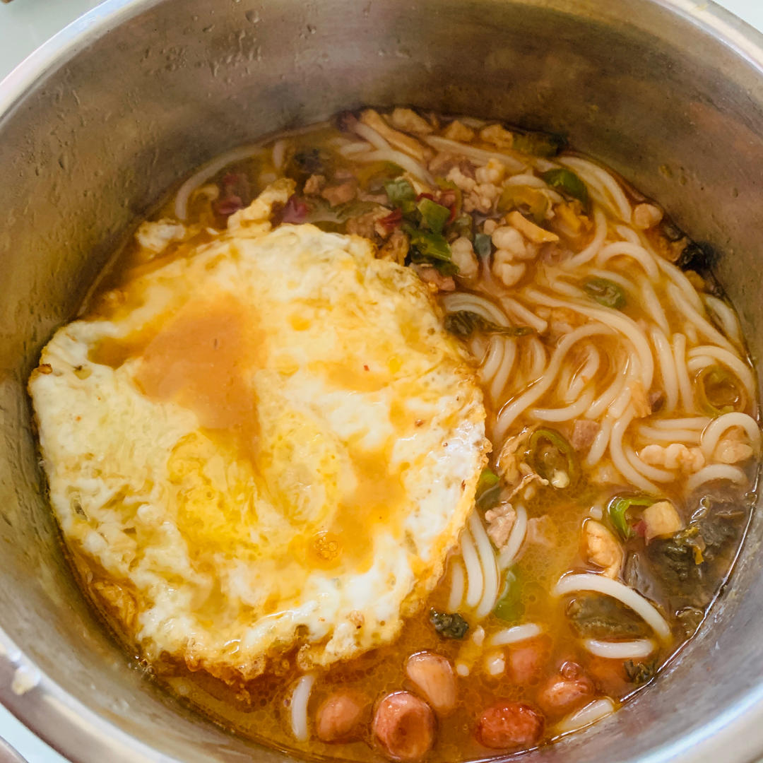 湖南米粉一碗被吃光连汤都不剩的快手早餐