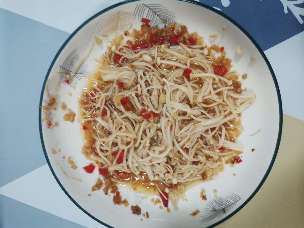 蒜蓉蒸金针菇
