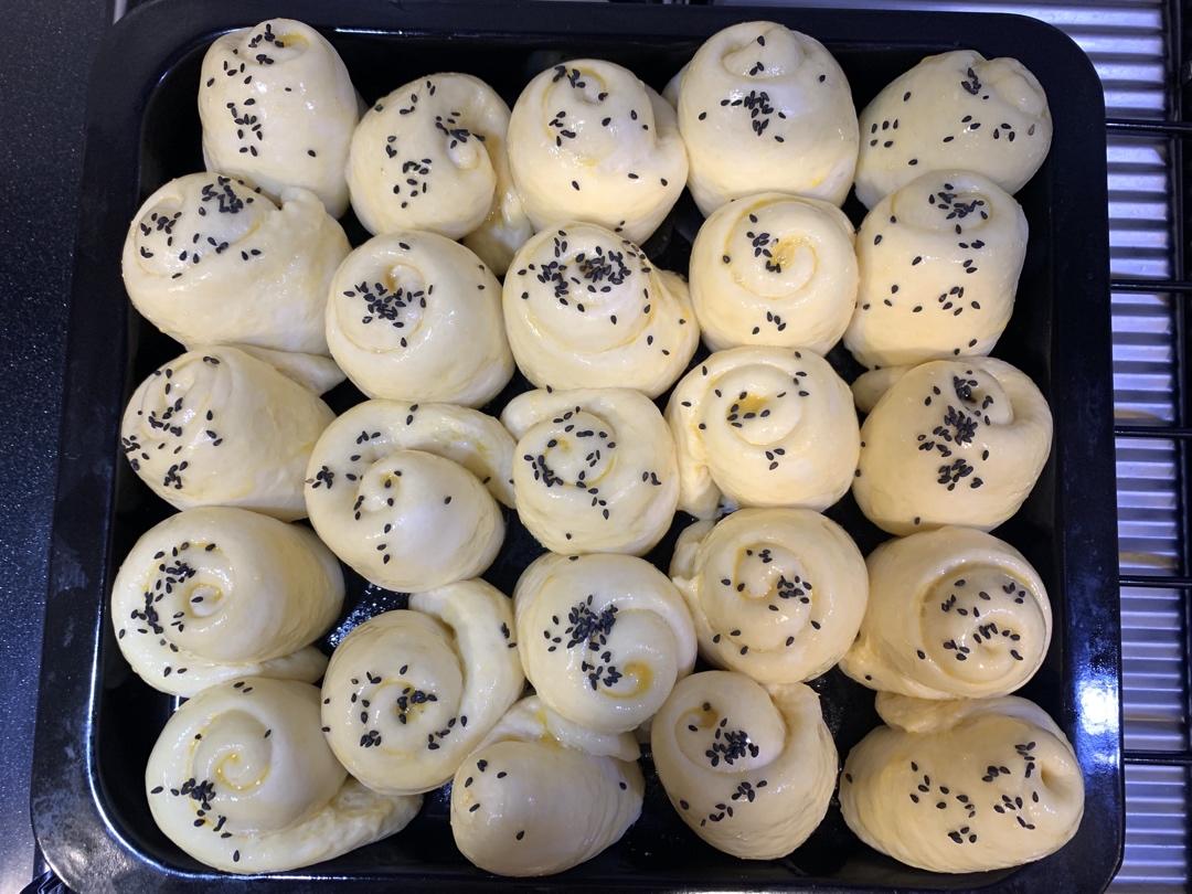 脆底蜂蜜小面包