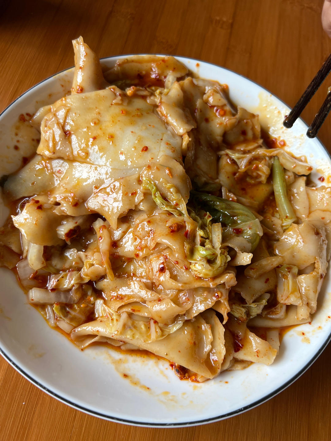 十分钟就能吃上的超简单油泼面