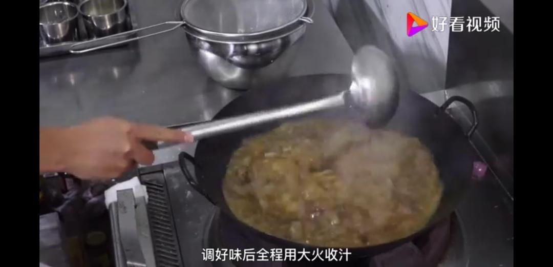 紫苏啤酒鸭的做法 步骤6