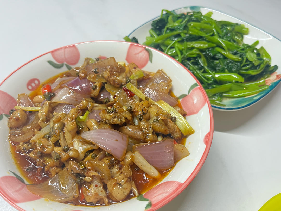 家常爆炒牛蛙
