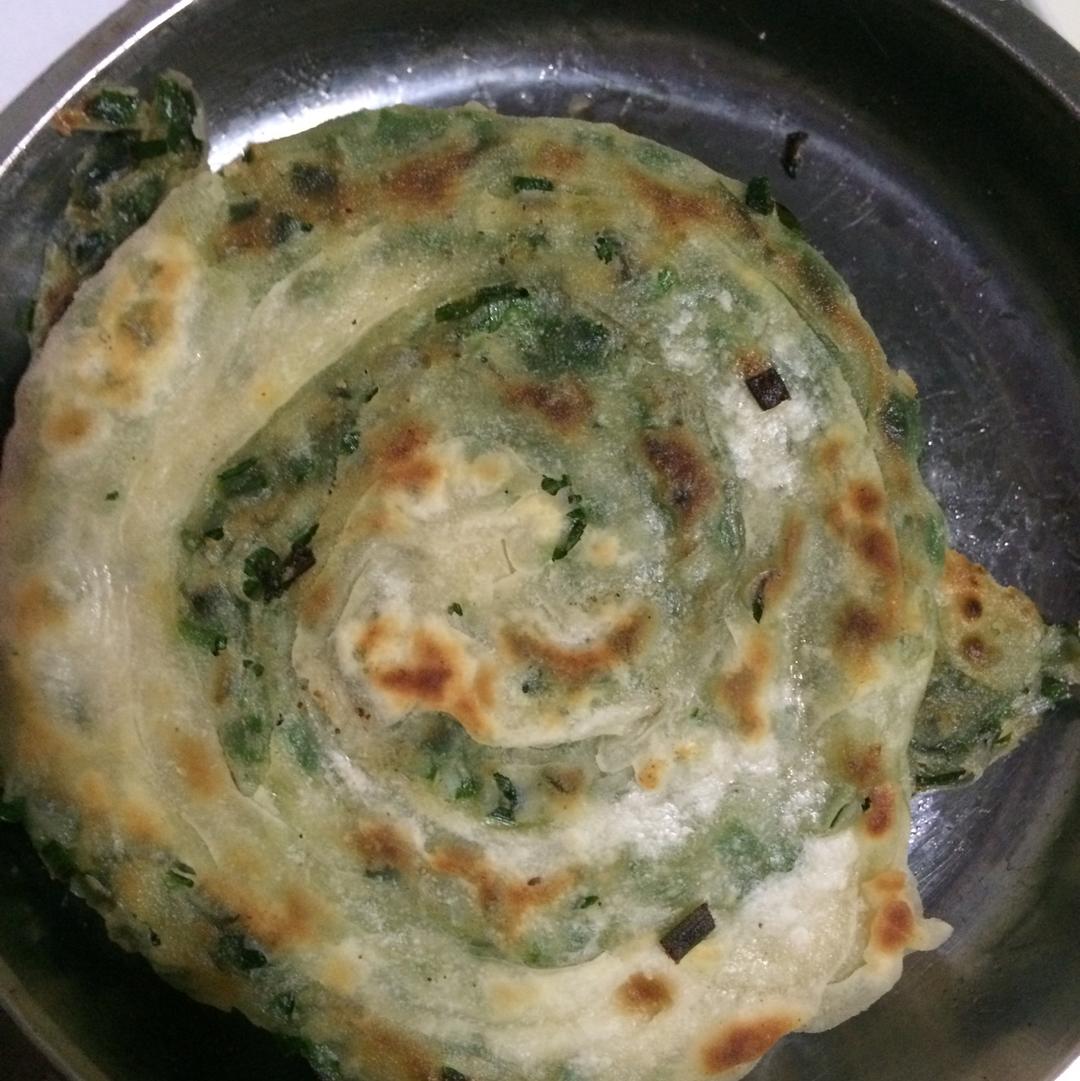 饺子皮做韭菜千层饼