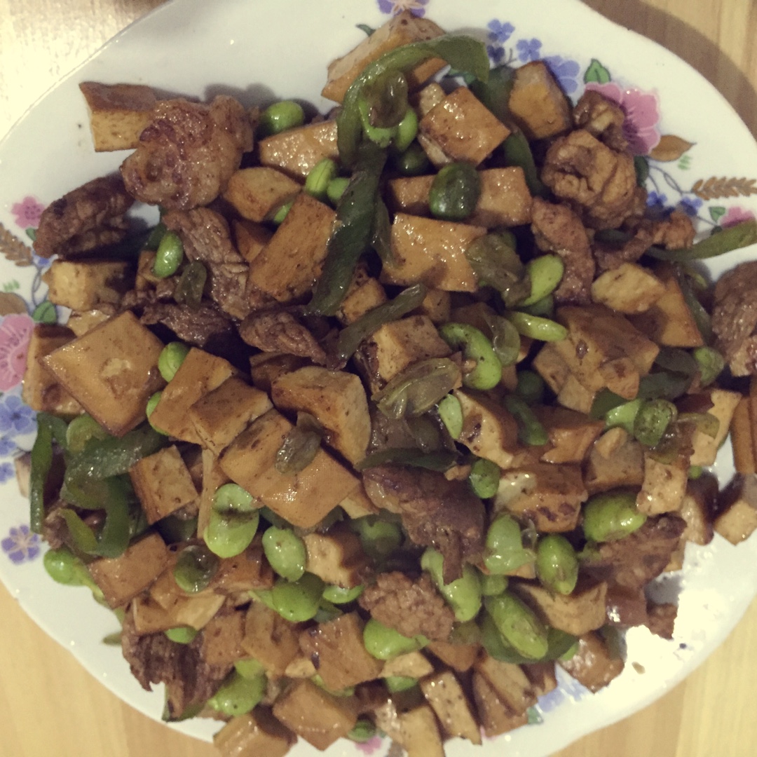 青椒毛豆香干炒肉丝