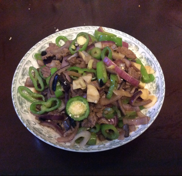 洋葱炒牛肉