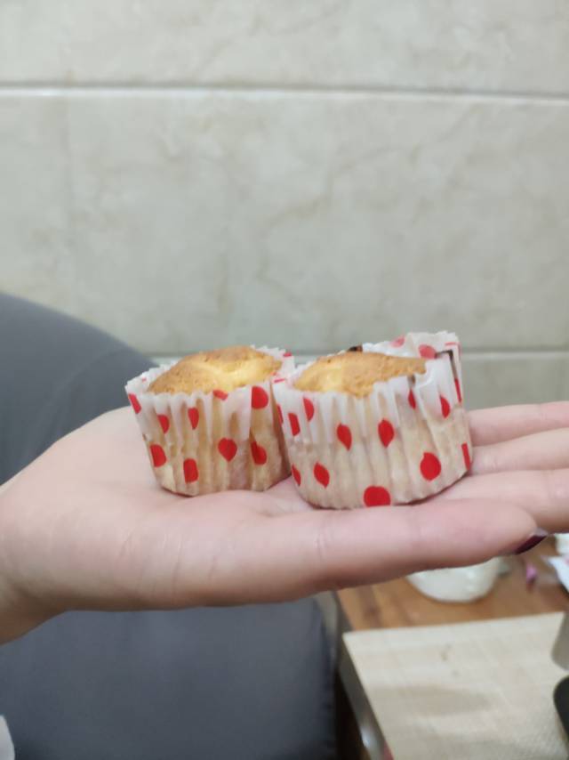淡奶油纸杯蛋糕