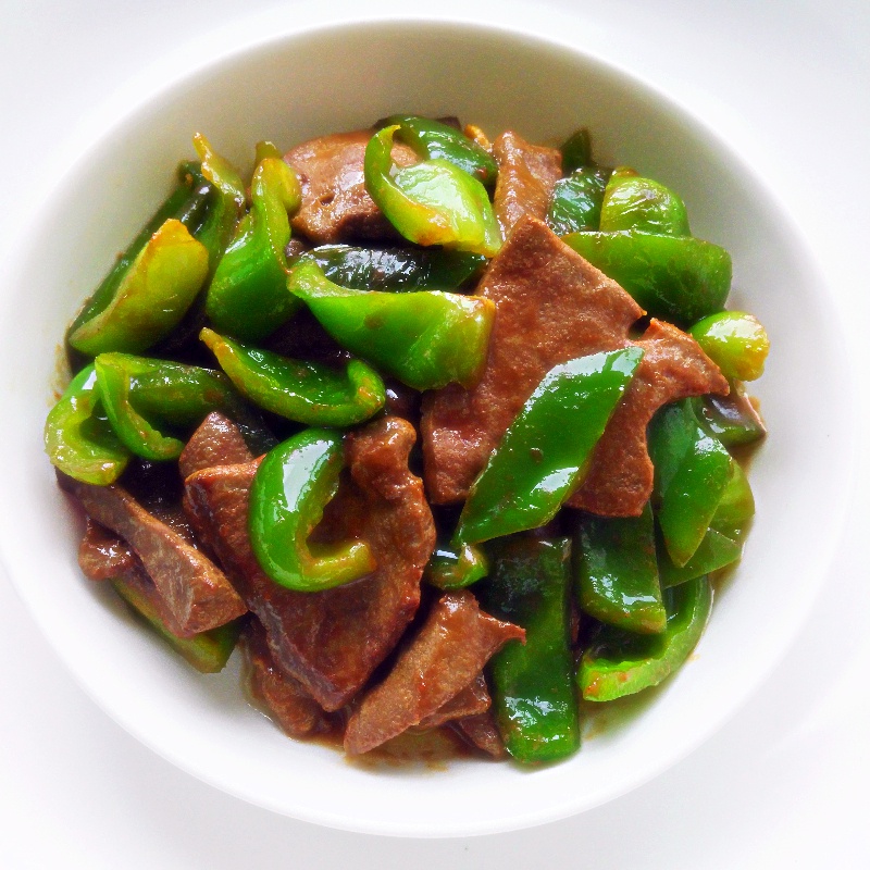 峰风阳扬做的青椒炒猪肝