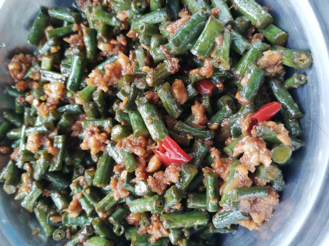 超简单的家常下饭菜猪肉末辣炒豆角