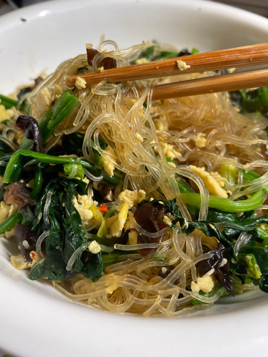 菠菜炒粉丝