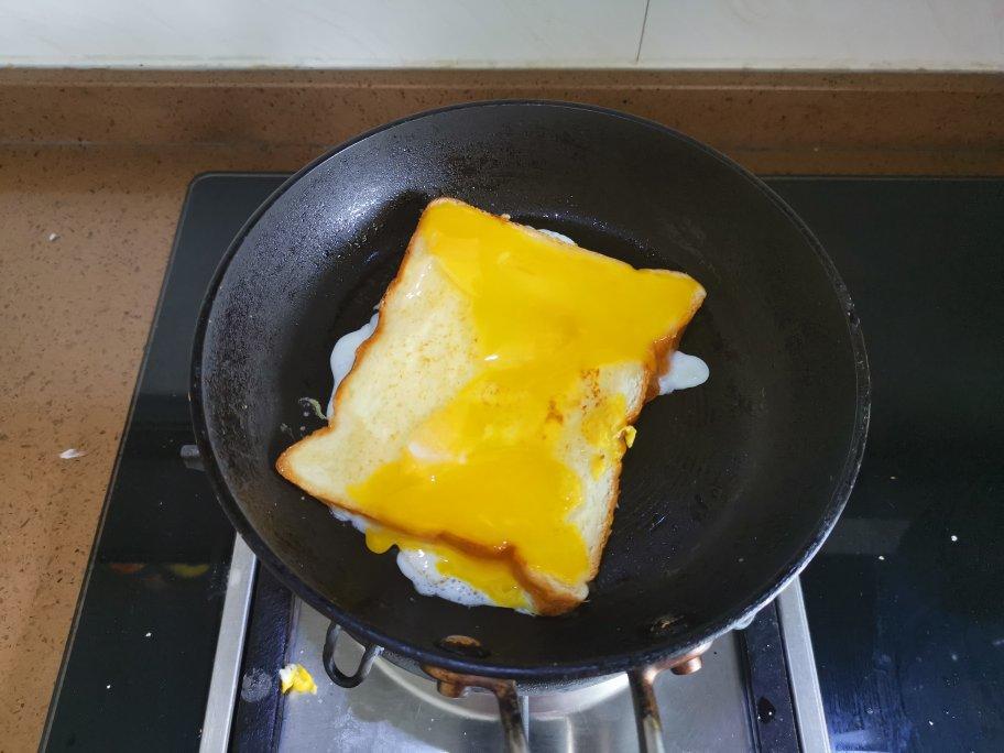 超懒版鸡蛋和吐司