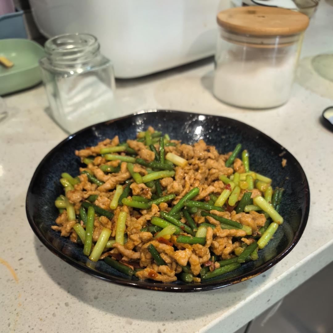 蒜薹炒肉丝