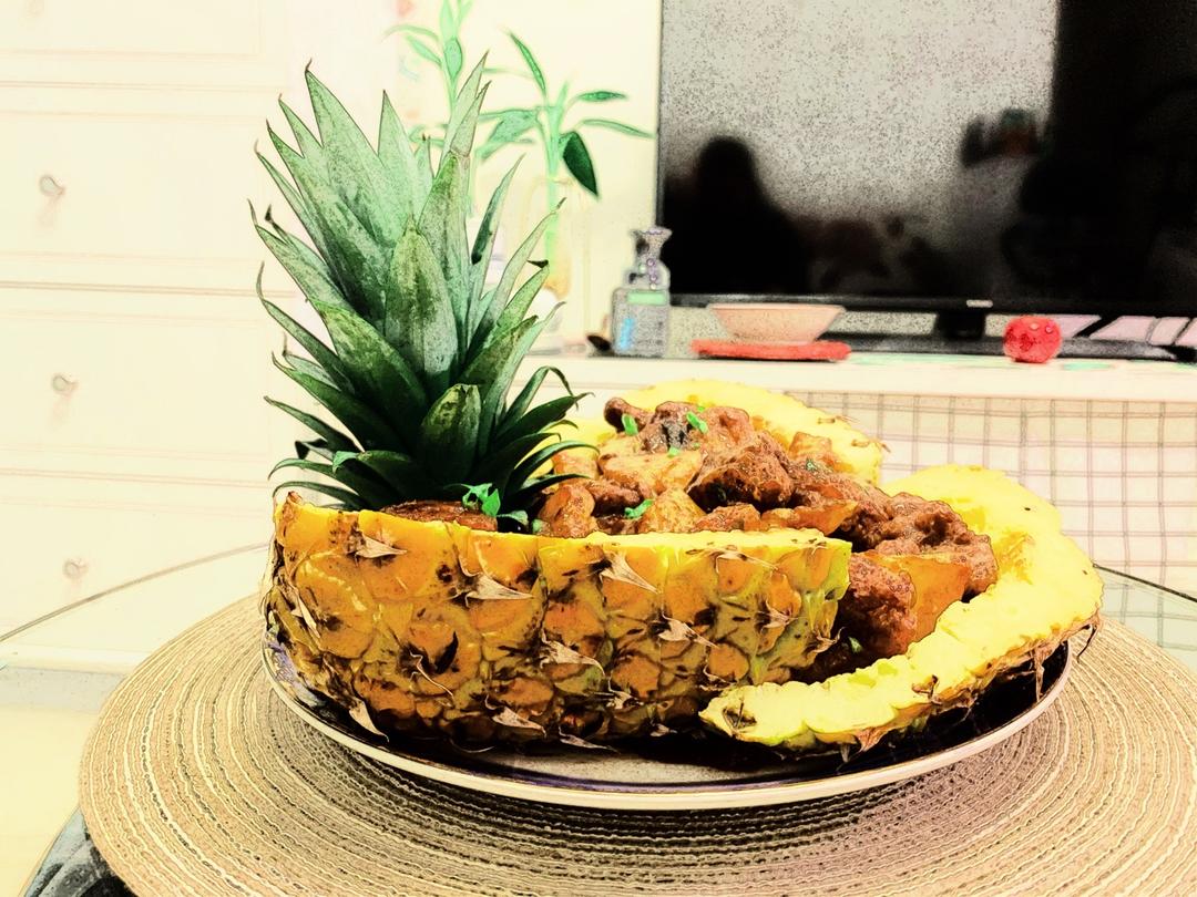 心形的菠萝见过没？～巨型宴客美菜～酸甜菠萝排骨来一个😍