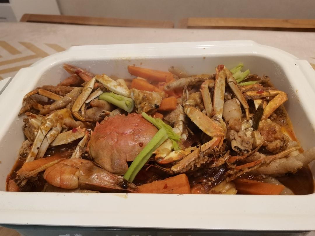 【肉蟹煲】