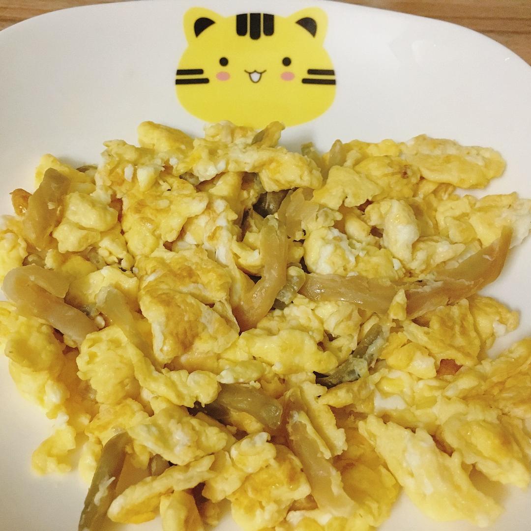 榨菜炒鸡蛋的做法