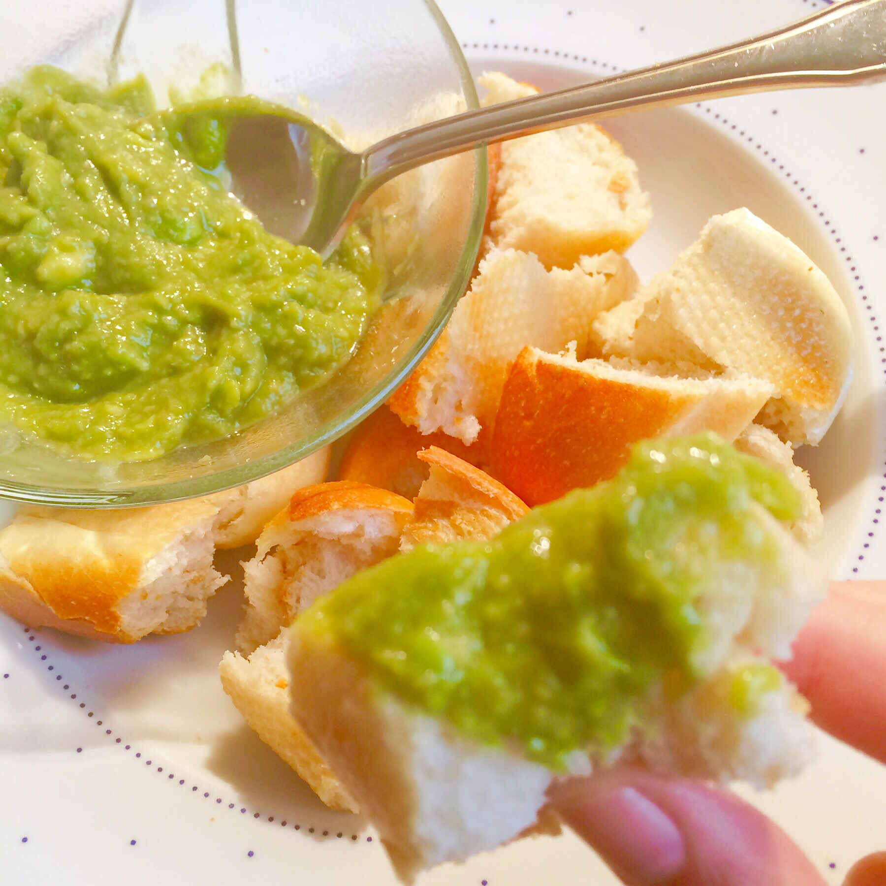 白糖拌牛油果（牛油果冰淇淋）