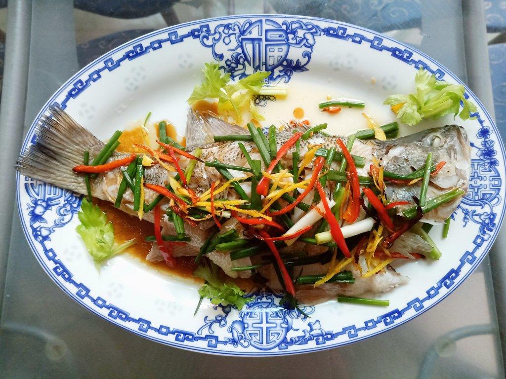 清蒸鲈鱼